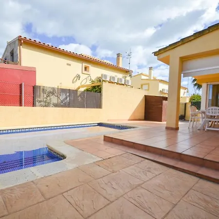 Holiday home Blaumar